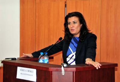 Kız-erkek için ayrı okul savunulabilir bir düşünce