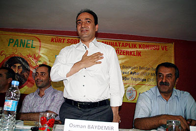 Baydemire bayrak soruşturması