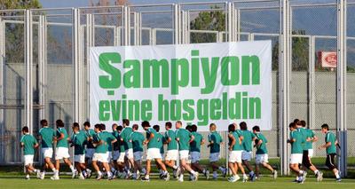 Şampiyon Bursa antrenmanlara başladı