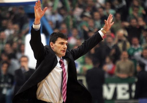 Efes Pilsende Perasovic dönemi