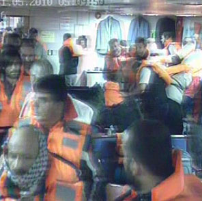 İsrail yardım gemisini nasıl taciz etti