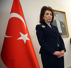 Büyükelçi Korutürk görevinin başında