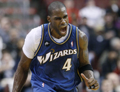 LeBron ve Shaqın yanına Jamison