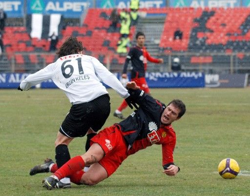 Eskişehirspor Manisayı tek golle geçti