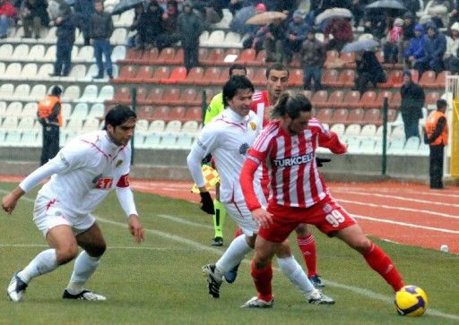 Eskişehiri yenen Sivas nefes aldı