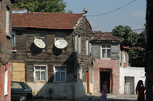 Fener, Balat ve Ayvansaraylılar diken üstünde