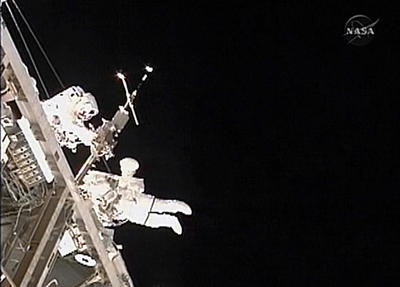 Atlantis astronotlarından 2. uzay yürüyüşü