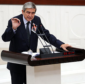 Öymenden bir kez daha Dersim savunması