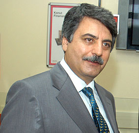 Adnan Büyükdenizin cenazesi toprağa verildi