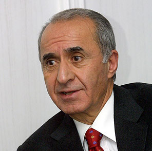 BJKde Hikmet Çetin kanadında gelişme