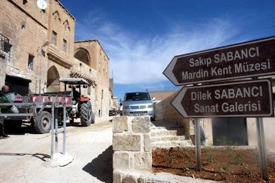 Sakıp Sabancı Mardin Kent Müzesi törenle açıldı