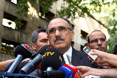 Anayasa değişikliği rafa kalktı