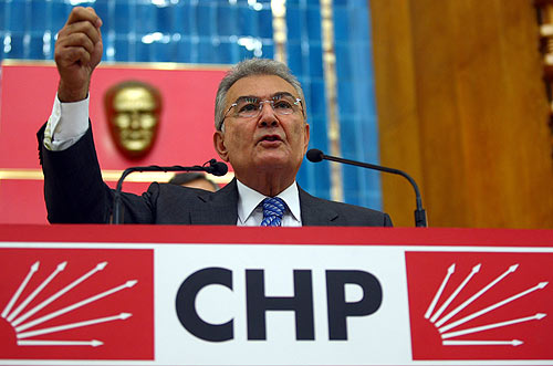 Baykal bu kez MGKyı eleştirdi