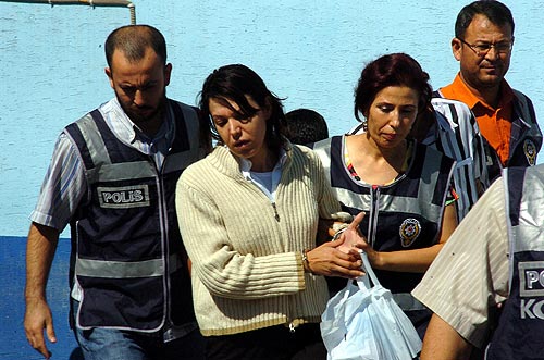 Kadın öğretmen fuhuş çetesi için kız kaçırdı