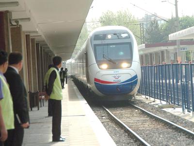 Hızlı tren Trabzona da uğrayacak