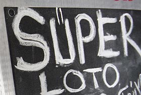 Avrupanın Süper Lotosunu 2 kişi paylaştı