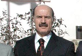 DÜ öğretim üyesi Doğrunun evinde 5 silah