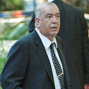 Halis Toprak istifa etti