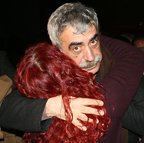 Sarp Kuray cezaevine girmek için teslim oldu