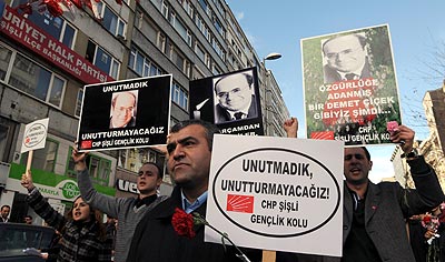 Uğur Mumcu ölüm yıldönümünde anıldı