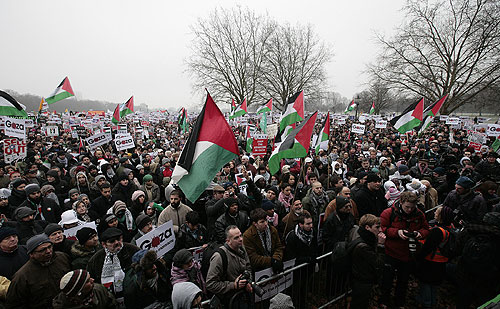 12 bin gösterici İsraili protesto için Londrada