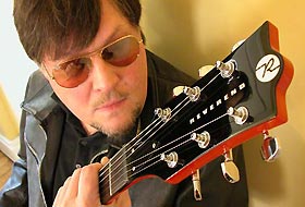 The Stoogesun gitaristi Ron Asheton öldü