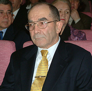 Özkökten İlhami Erdile sert yanıt