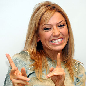 Hadise, Eurovision şarkılarını belirledi