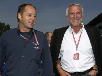 Toro Rosso yüzde 100 Red Bull