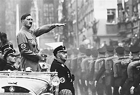 Hitlerin tek testisi varmış