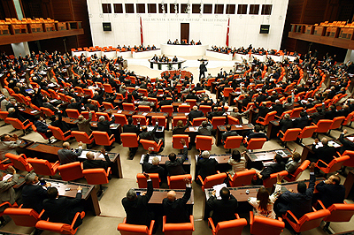 Öğrenci affı bu hafta Meclis gündeminde