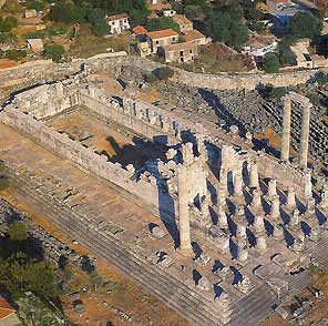 Apollon Tapınağında gayda ve İskoç düğünü