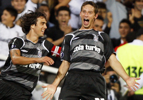 Beşiktaş Metalisti tek golle geçti