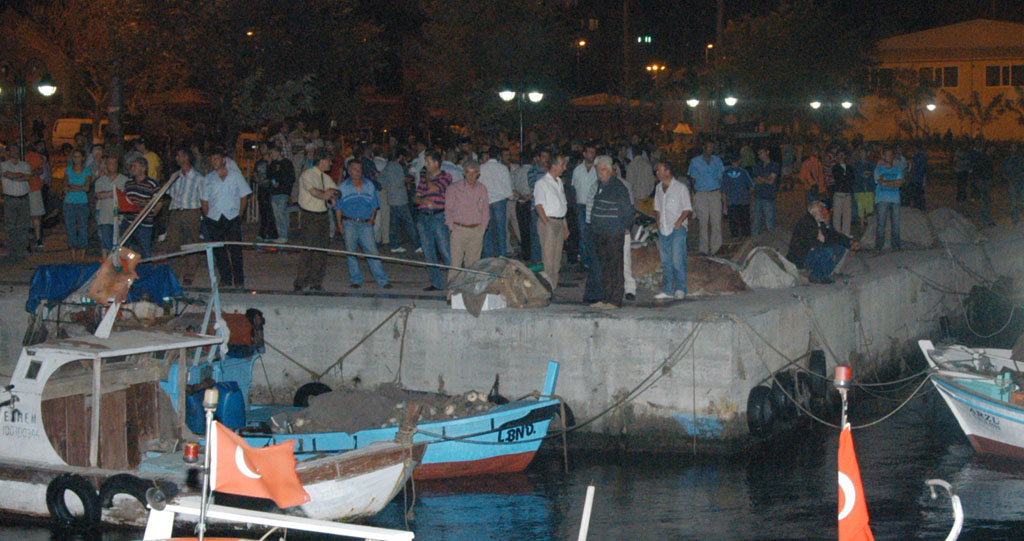 Ro-Ro gemisi battı: 1 ölü, 4 kişi kayıp