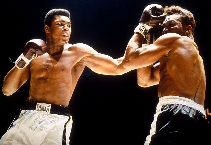 Muhammed Ali dede oldu