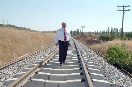 Demiryolları 2009 sonunda özel sektöre açılıyor