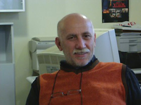 Yazar Ömer Lütfi Mete kalp krizi geçirdi