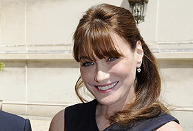 Carla Bruni müzik listelerinde 1 numara