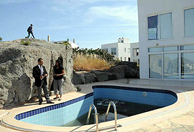 Kaya mezarı üstü villa-kondu