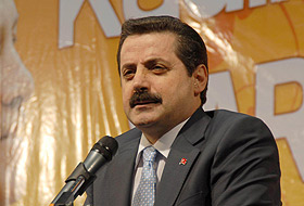 Kamu görevlilerinin sendika yasağı daraltılıyor