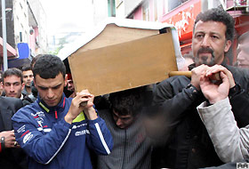 Sinan Sofuoğlunun cenazesi toprağa verildi