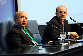Faiz dışı fazlada yeni hedef yüzde 3.5