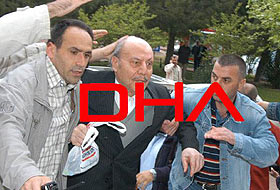 Vakit yazarı Üzmez tecavüzden tutuklandı
