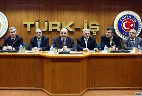 Hükümet ve sendikalar anlaştı