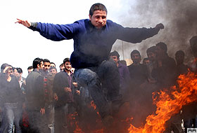 Nevruz kutlamaları olaylı başladı