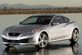 Hyundai Genesis Coupe New Yorkta sahne aldı
