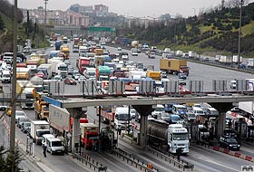 Ocakta 108 bin 425 taşıtın trafik kaydı yapıldı