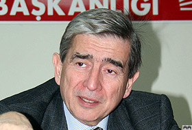 CHP Anayasa Mahkemesine başvuracak