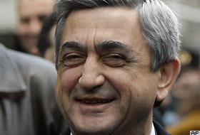 Ermenistandaki seçimi Sarkisyan kazandı