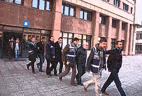 Karagümrük çetesine tutuklama